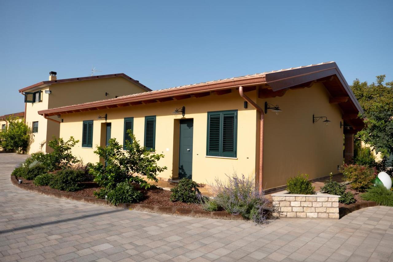 Agriturismo Casa Chiara Villa Латина Екстериор снимка