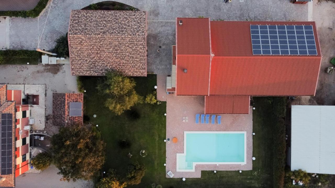 Agriturismo Casa Chiara Villa Латина Екстериор снимка