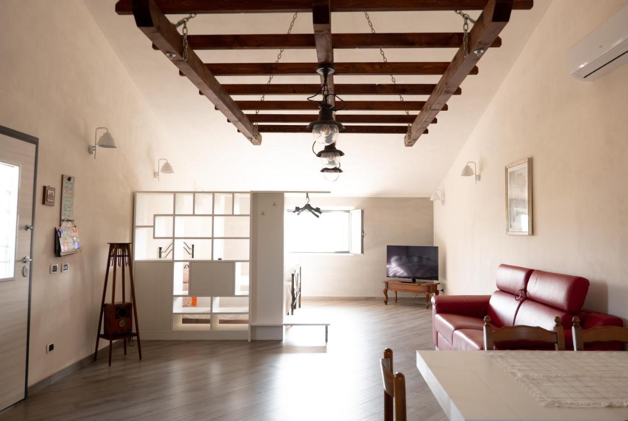 Agriturismo Casa Chiara Villa Латина Екстериор снимка