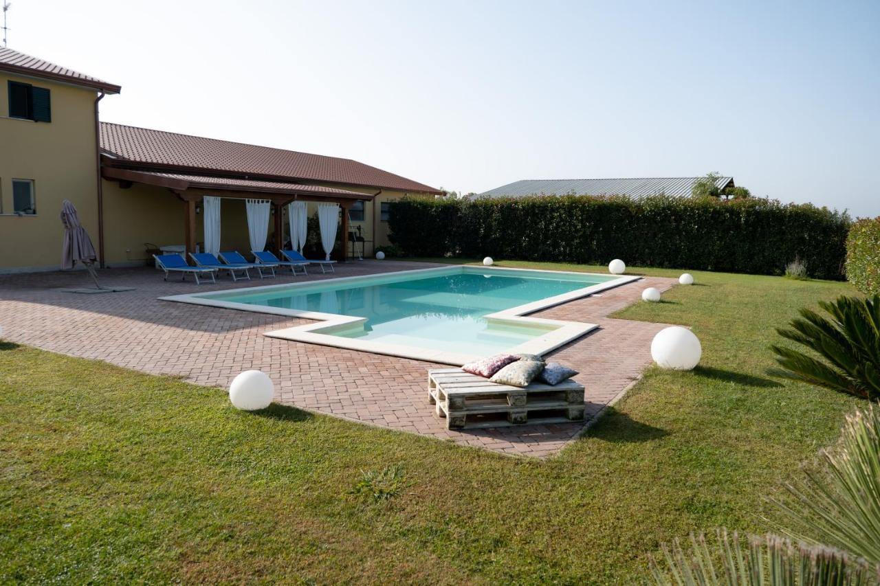 Agriturismo Casa Chiara Villa Латина Екстериор снимка