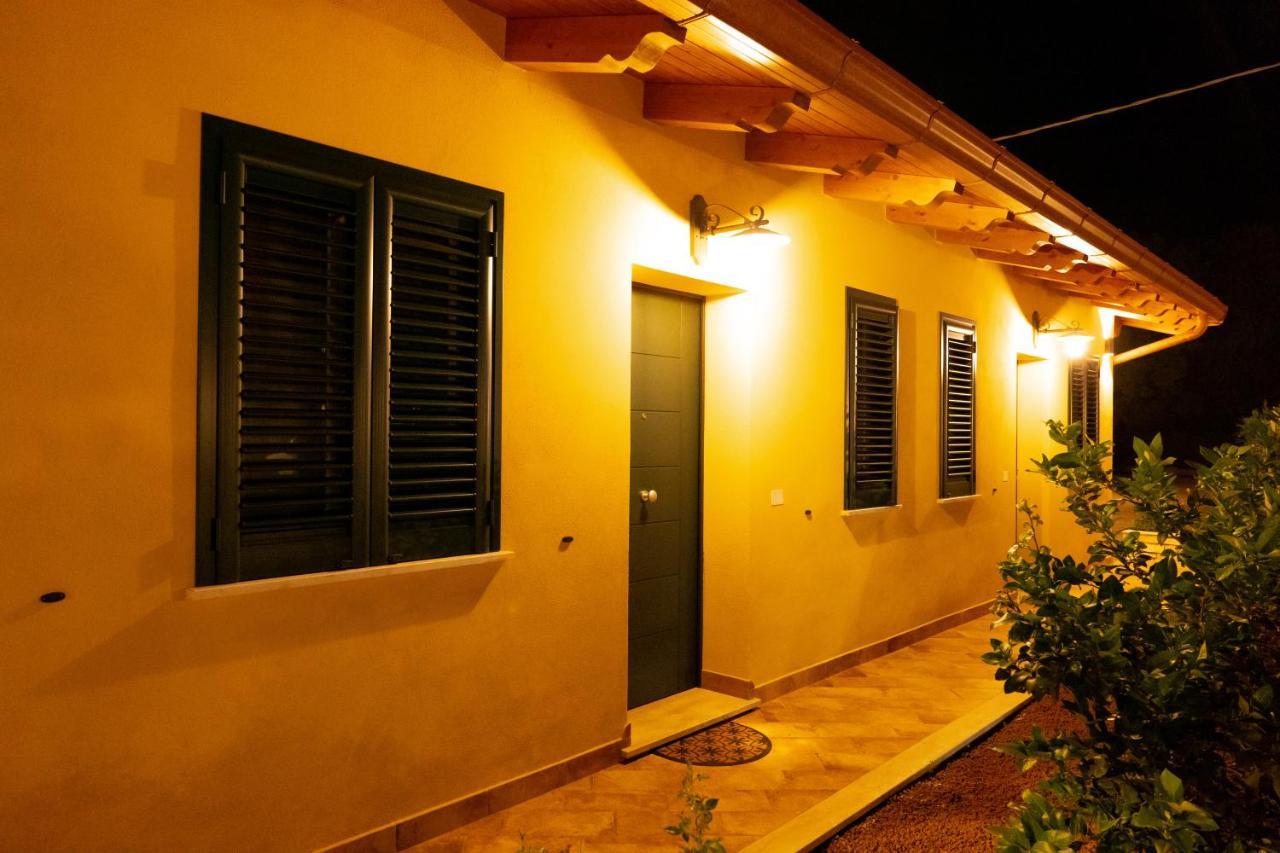 Agriturismo Casa Chiara Villa Латина Екстериор снимка